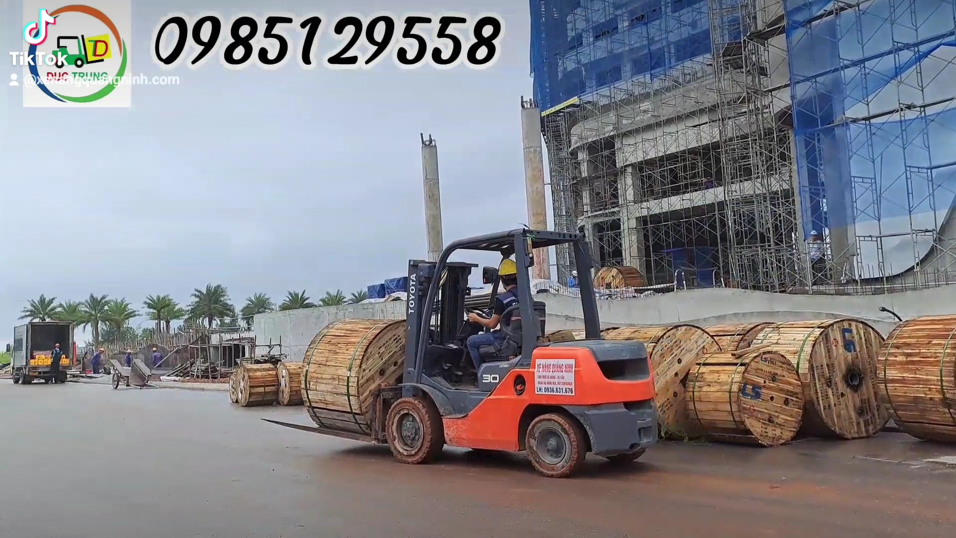 XE NÂNG QUẢNG NINH CÓ XE THƯỜNG TRỰC TẠI HUYỆN VÂN ĐỒN