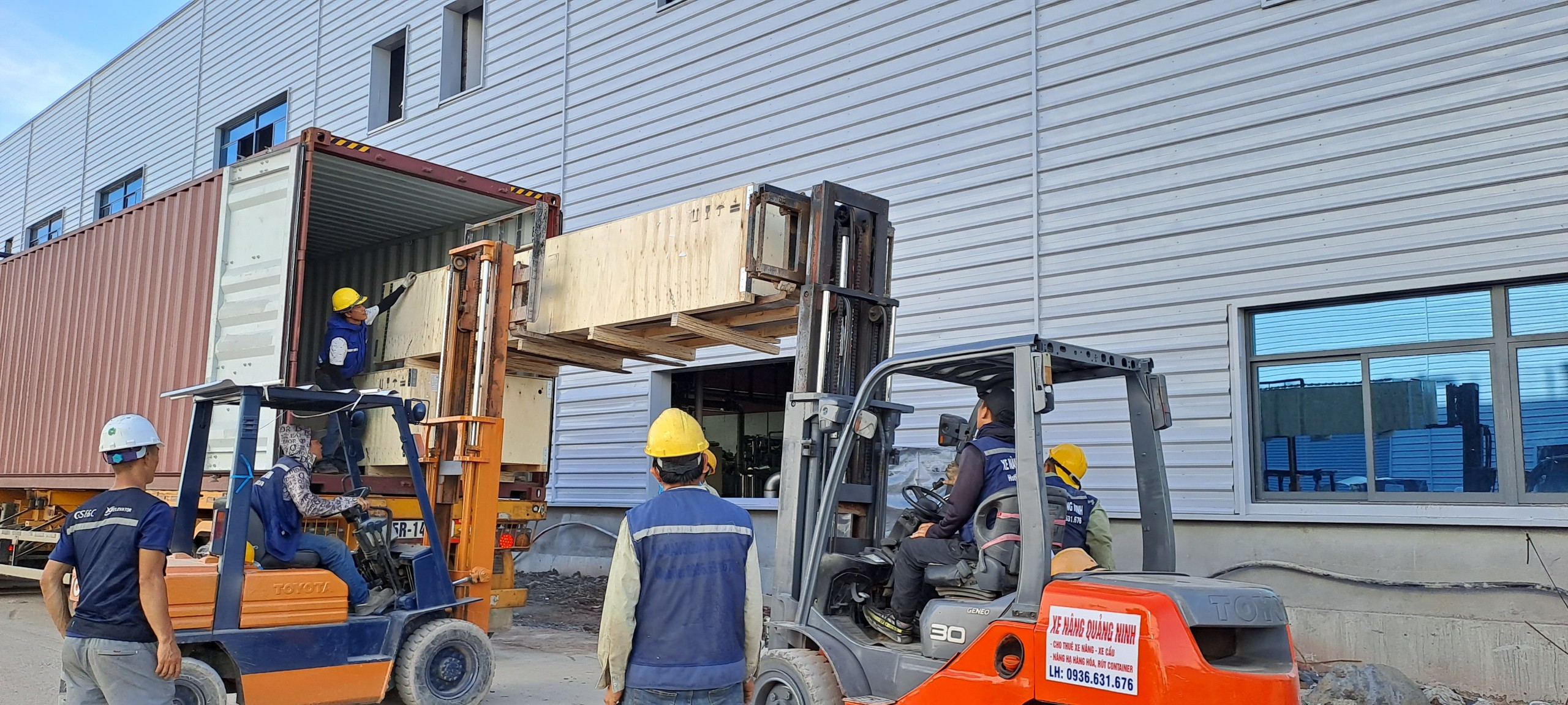 DỊCH VỤ NÂNG HẠ GIÁ RẺ TRỌN GÓI TẠI KCN AMATA SÔNG KHOAI QUẢNG NINH