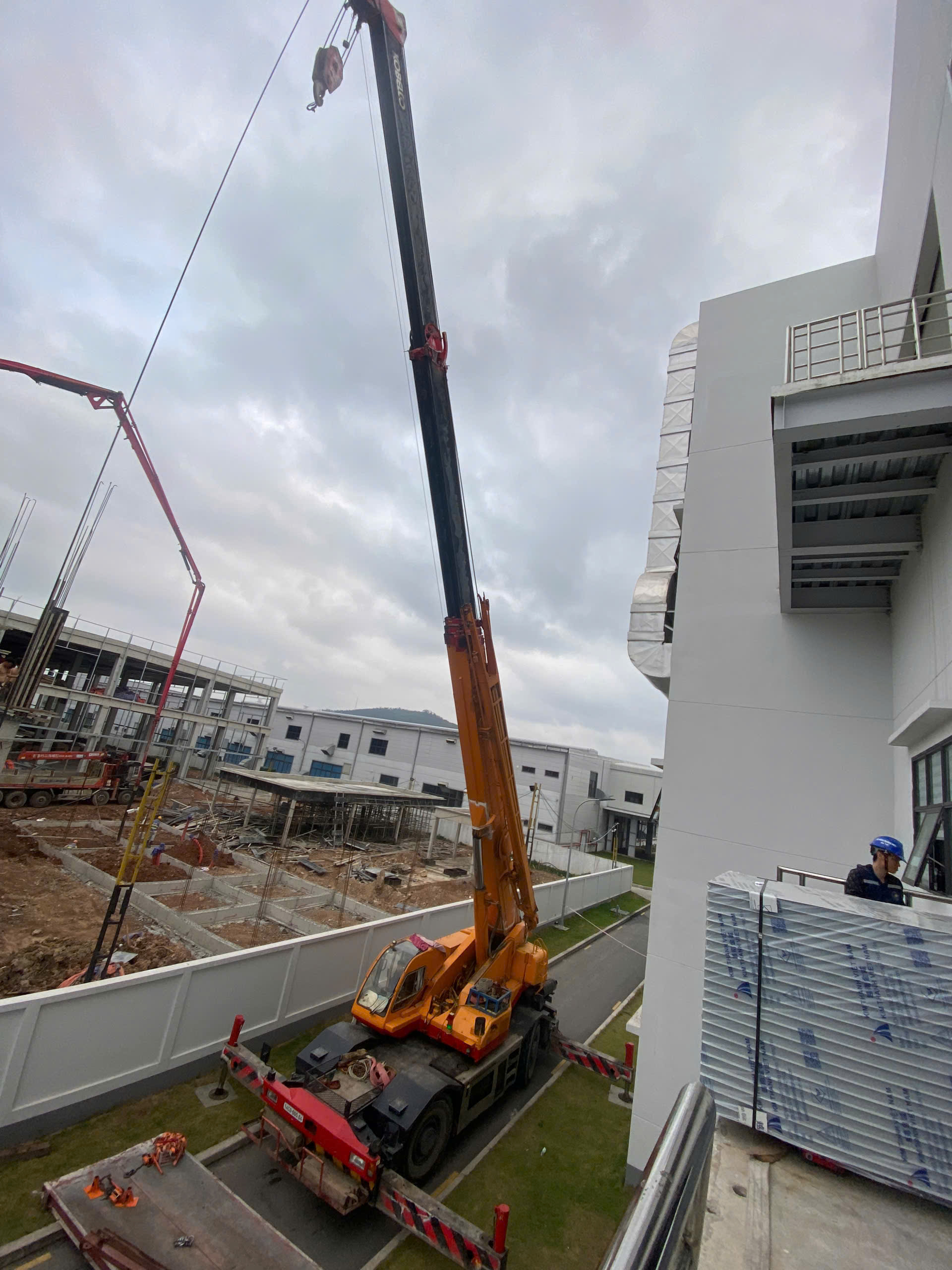 Dịch vụ xe cẩu giá rẻ tại Khu công nghiệp Đông Mai, Quảng Ninh – Nhanh chóng, an toàn, chuyên nghiệp