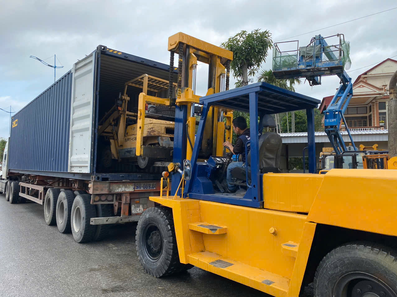 Mua bán - cho thuê xe nâng hàng giá rẻ tại Hạ Long, Quảng Ninh