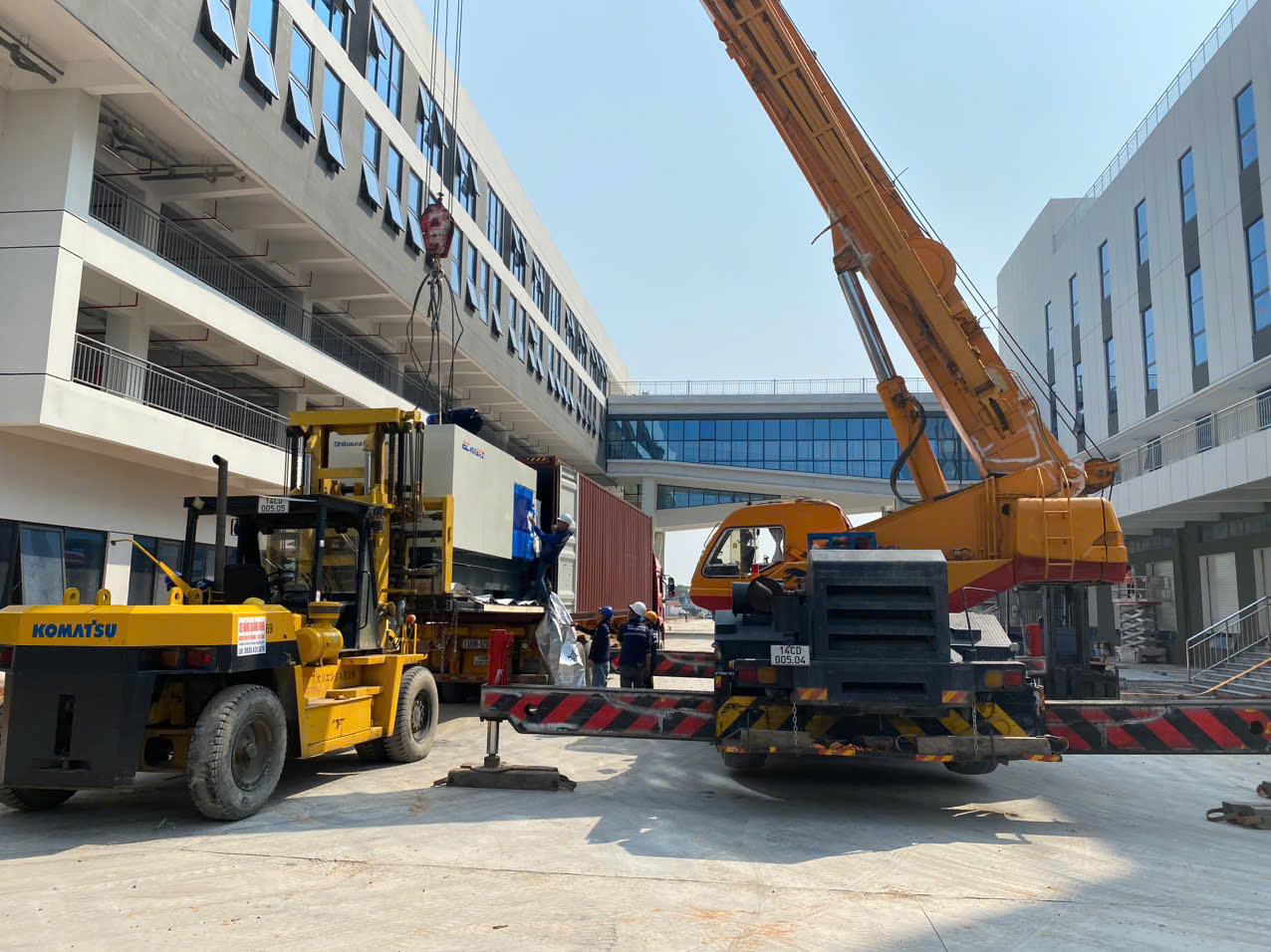 Dịch vụ xe cẩu giá rẻ tại Khu công nghiệp Bắc Tiền Phong, Phường Liên Hòa, tỉnh Quảng Ninh