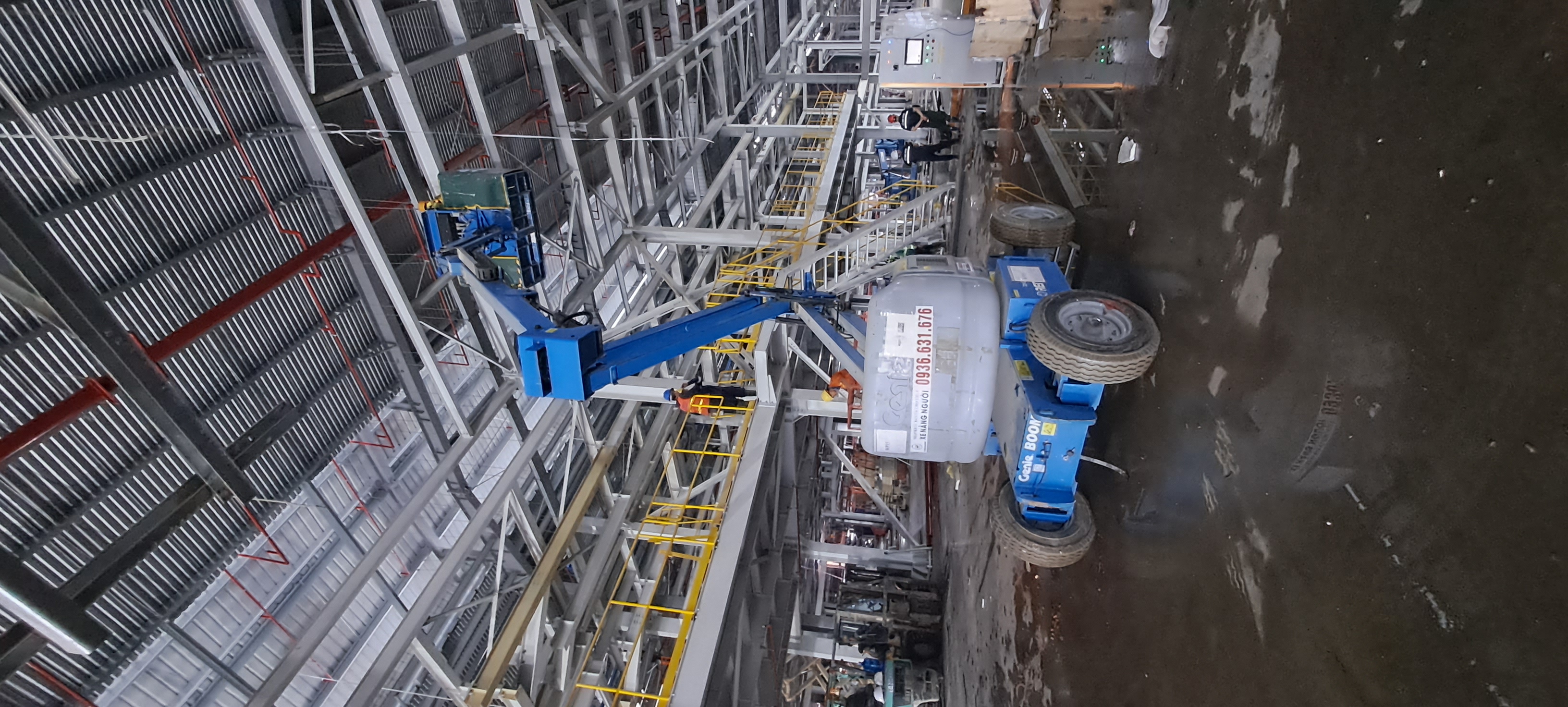 Cho thuê xe Boom Lift tại Hạ Long, Quảng Ninh – Xe nâng người an toàn, giá tốt