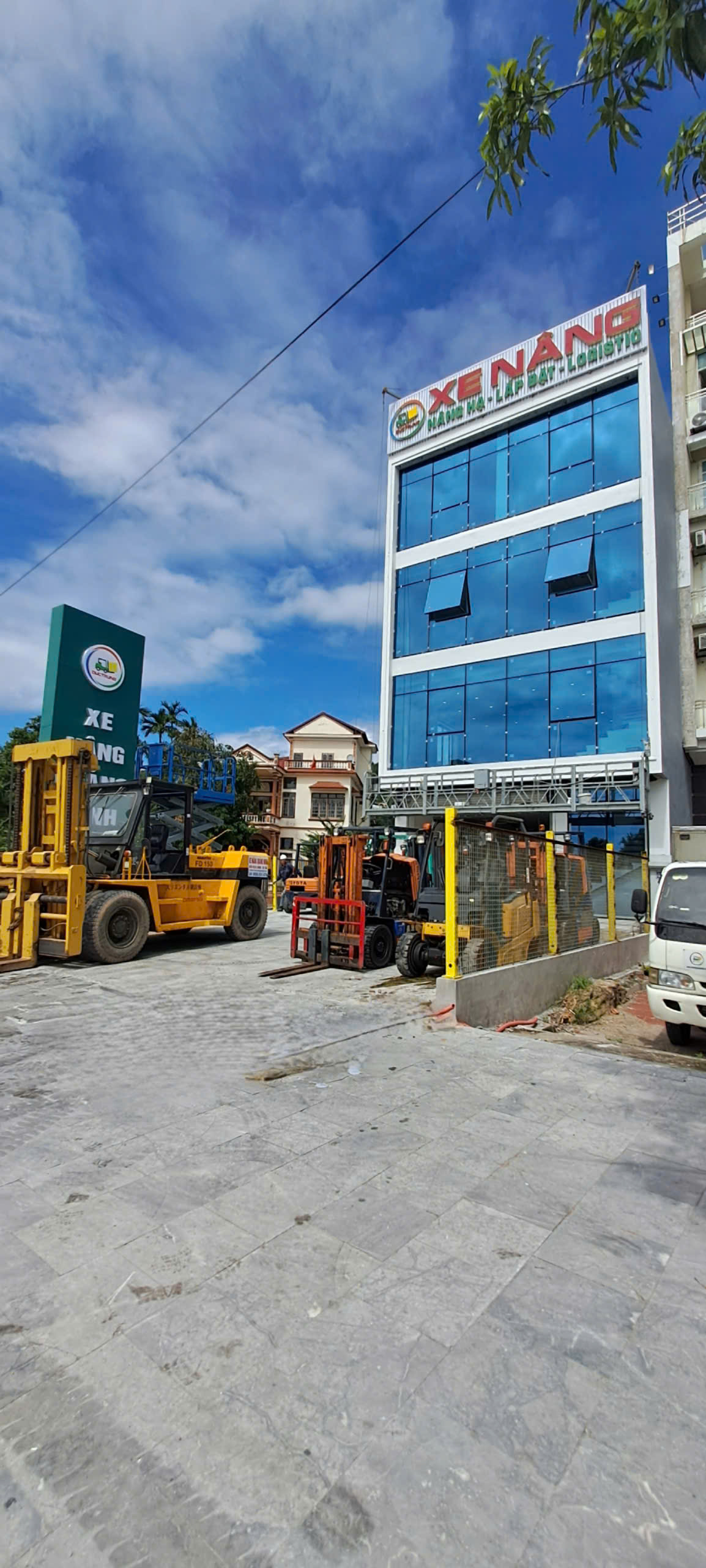 Cho Thuê Xe Nâng Hàng Giá Rẻ Tại Hạ Long, Quảng Ninh – Uy Tín, Nhanh Chóng, Chuyên Nghiệp